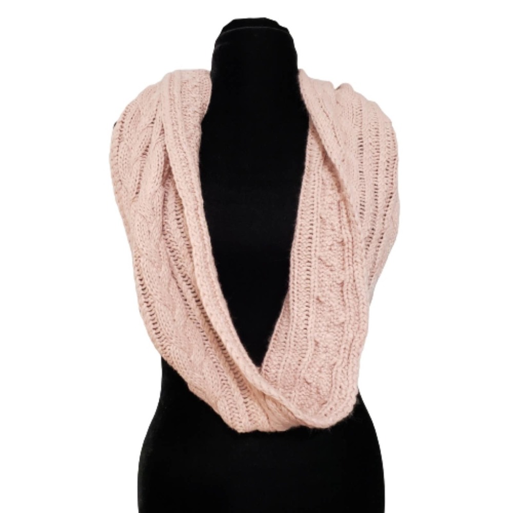 NWT Aeropostale Blush Pink Chunky Knit Warm Infinity Scarf 26" x 11"